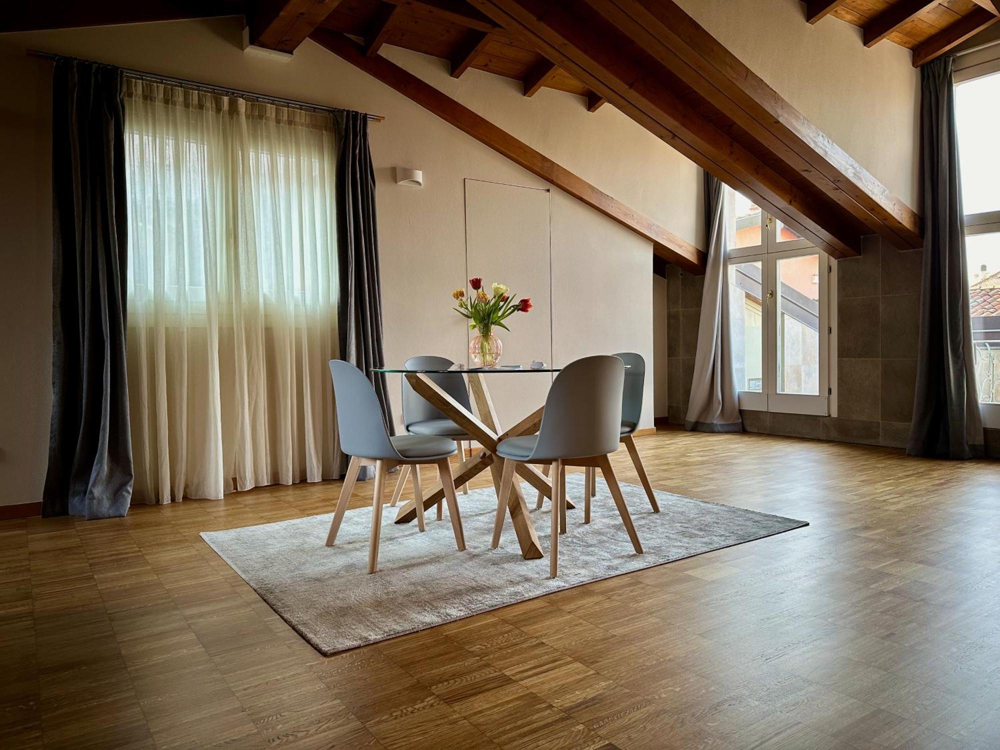 Magic Place Bergamo! Relax Apartment With Terrace In The Heart Of The City מראה חיצוני תמונה