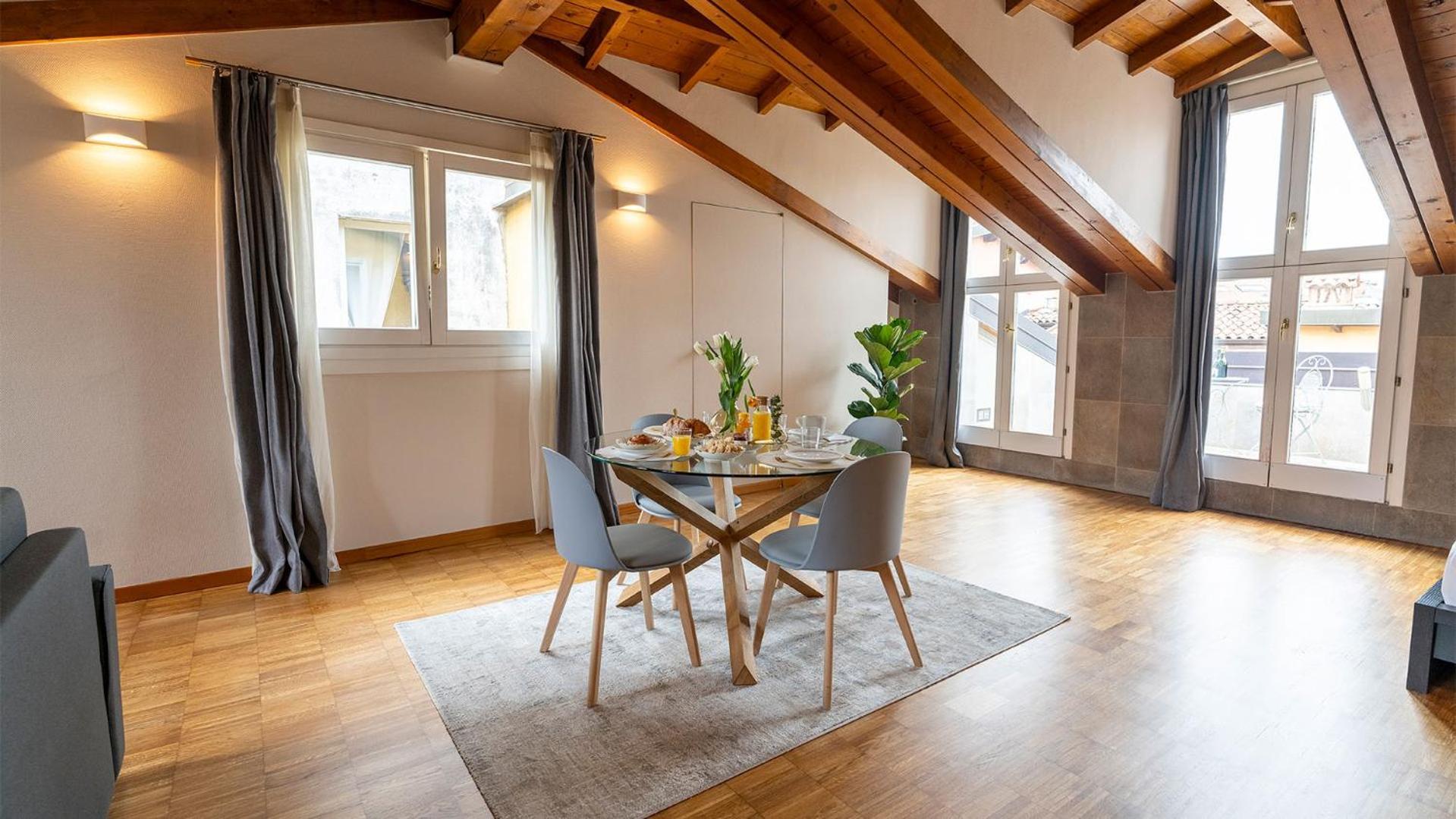 Magic Place Bergamo! Relax Apartment With Terrace In The Heart Of The City מראה חיצוני תמונה