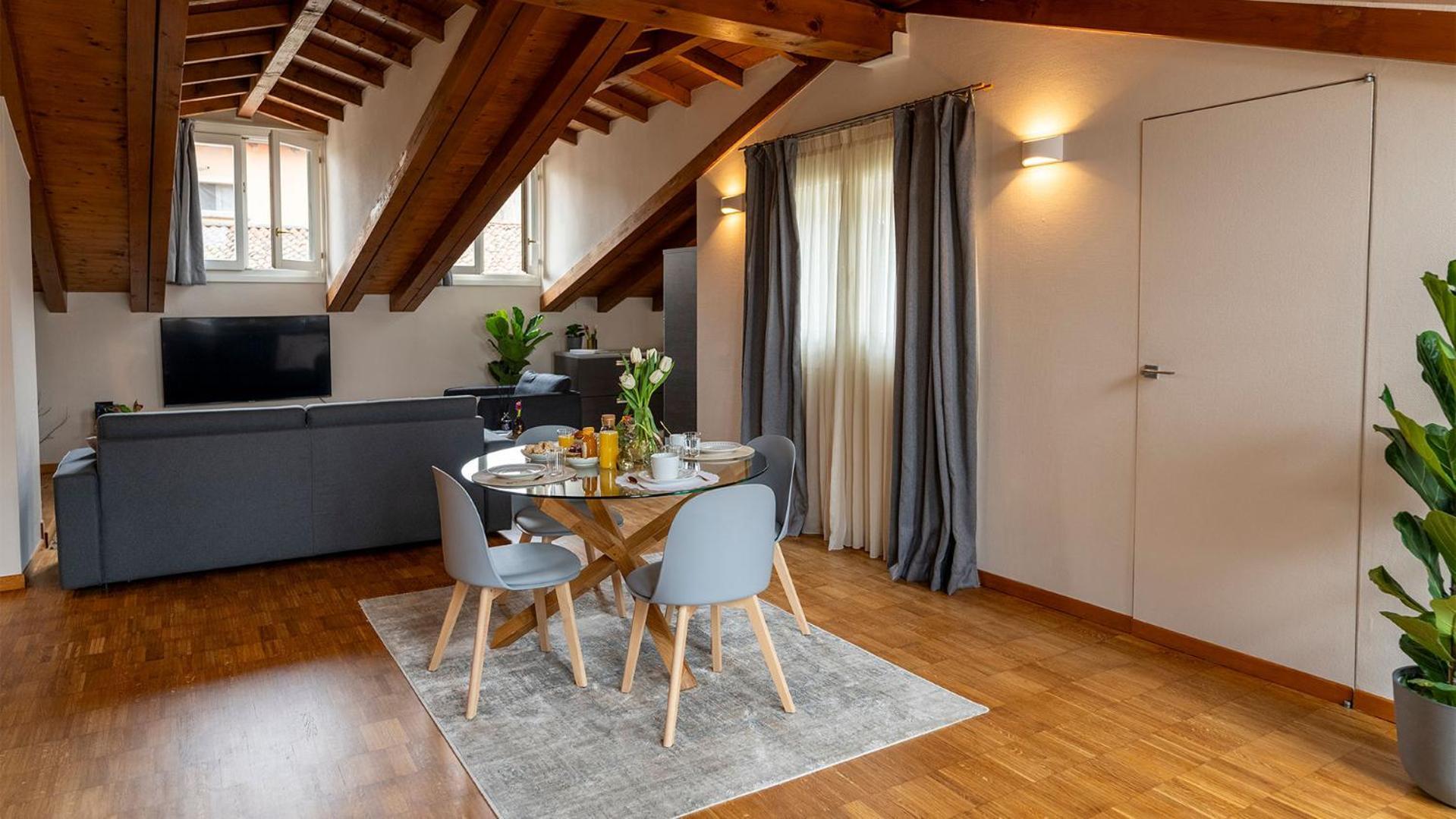 Magic Place Bergamo! Relax Apartment With Terrace In The Heart Of The City מראה חיצוני תמונה
